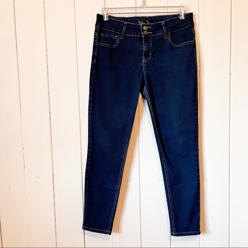 Blue Desire Curvy Jeans. Size 15.